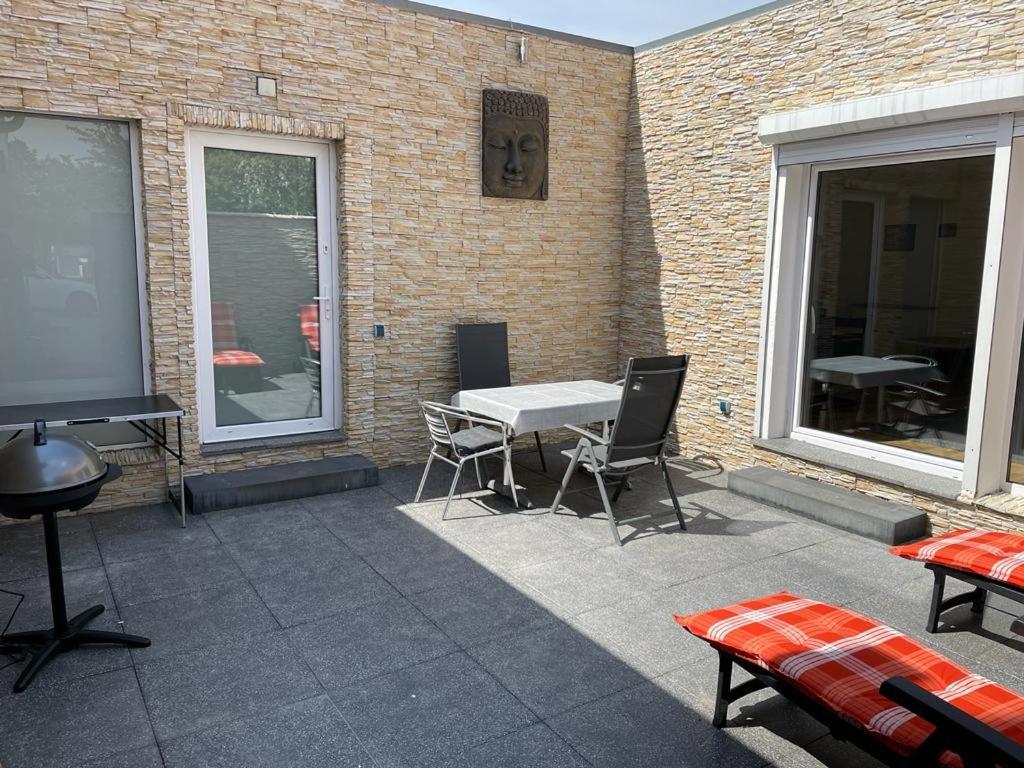 Bungalow Mit Terrasse เรเกนส์บวร์ก ภายนอก รูปภาพ